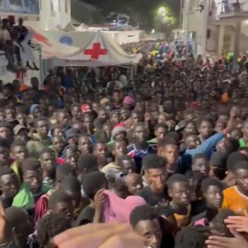 Chaos: 1400 illegale Migranten innerhalb von 24 Stunden auf Lampedusa gestrandet
