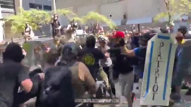 Meanwhile In Portland: Antifa & Proud Boys Get Into A Crazy Brawl!