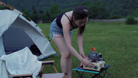 SOLO GIRL CAMPING IN THE RAIN - 2 DAYS OVERNIGHT ALONE, RELAXING IN NATURE ASMR