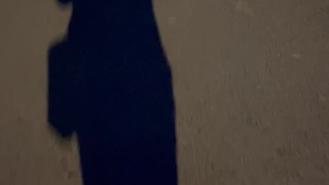 Hi