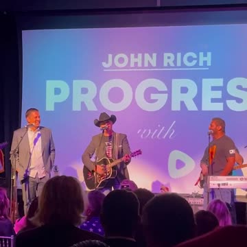 Kash Patel & John Rich singing “The Plot Against The King” 😂🙌🏻🇺🇸