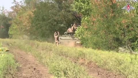 Artillery actively supports assault detachments near Vremevka salient