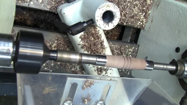 Micah's Walnut Bolt Action Pen