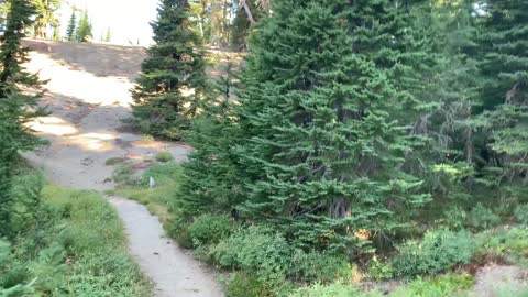 Central Oregon - Three Sisters Wilderness - Rounding Lower Green Lake