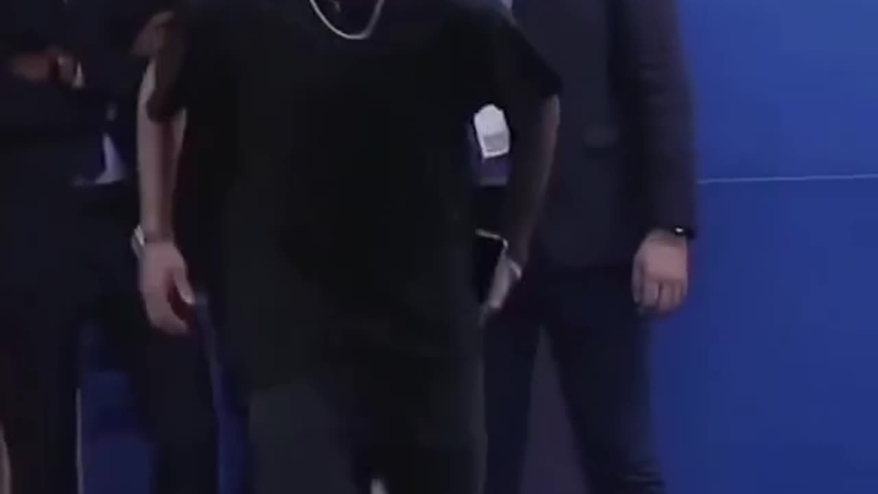 Neymar junayar