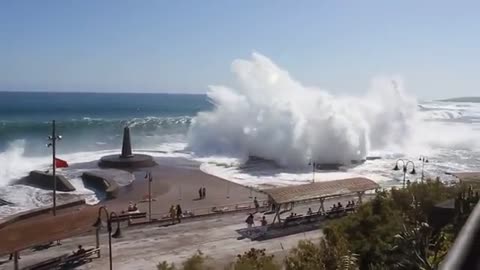 100 scary Tsunami