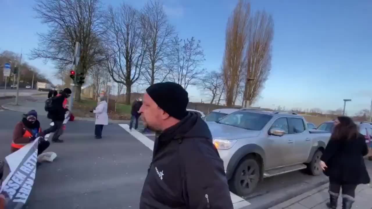 🚨WATCH: Activists block a road in Germany