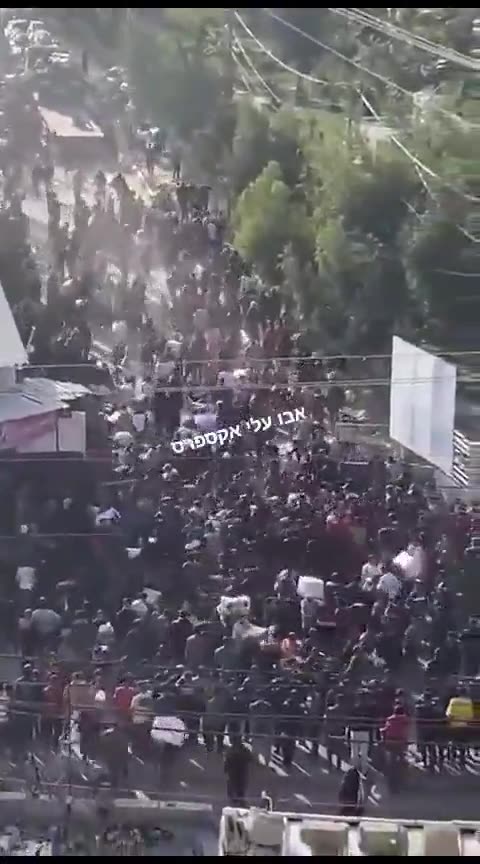 Hamas Shoots At Its Own Civilians, Killing Boy; Crowds Riot And Burn Police Station: Video 1