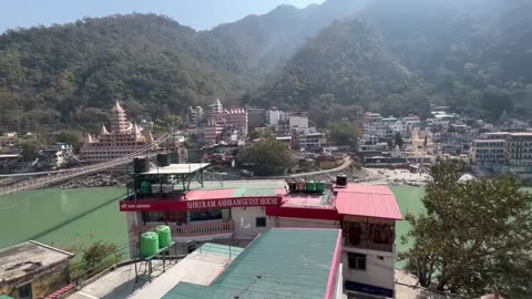 Laxman Jhula view in Uttarakhand