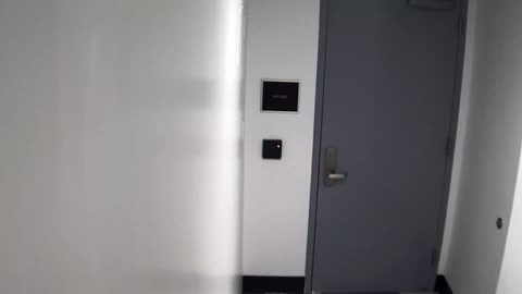 6144RHOBG2G201ABStairwayLobbyEntry_2021-01-06_18h00min02s997ms.mp4