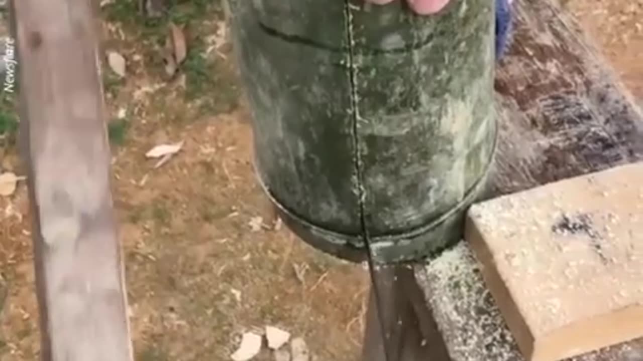 A Real master bamboo crafting Carpenter .. genious