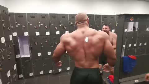 Bodybuilder Can't Reach Sticker on His Back