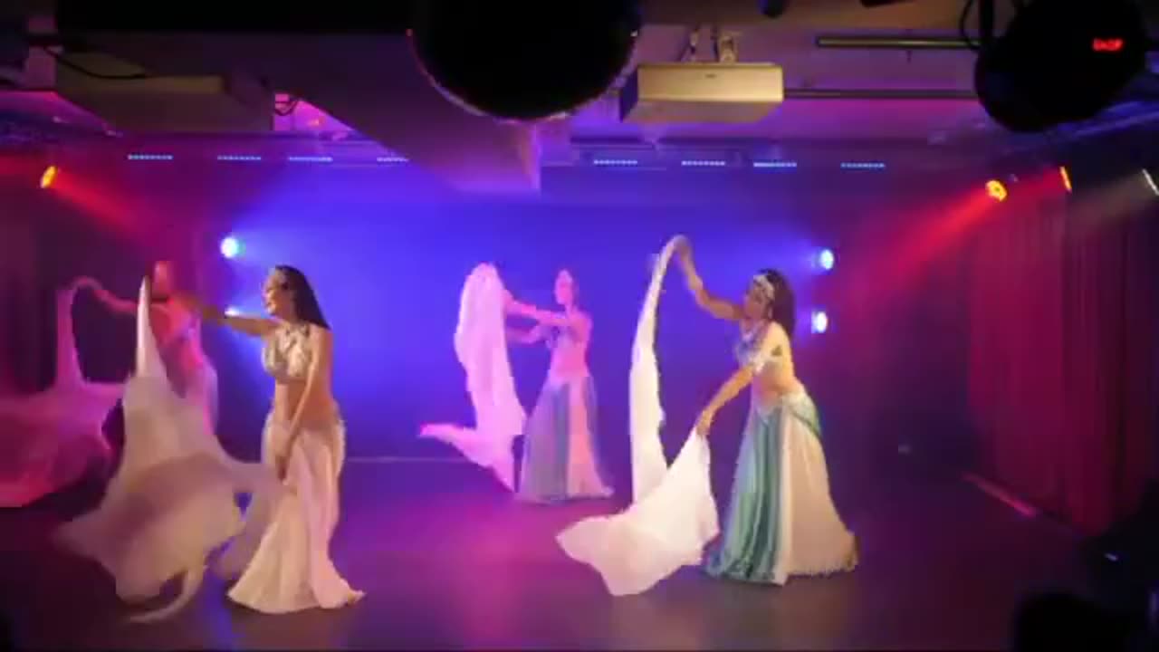 Pretty- Bellydance- Performance