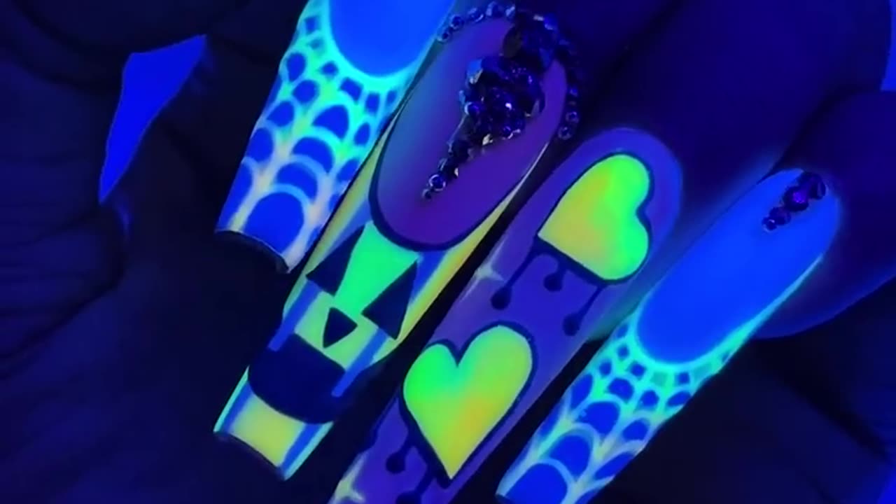 Superb Glow in the Dark Nail Art Best 2023 Halloween Nail Design