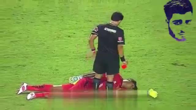 Top 20 ⚽ Videos of the most funny situations in football