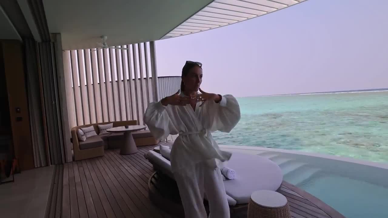 The Ritz-Carlton Maldives - Overwater Villa TOUR