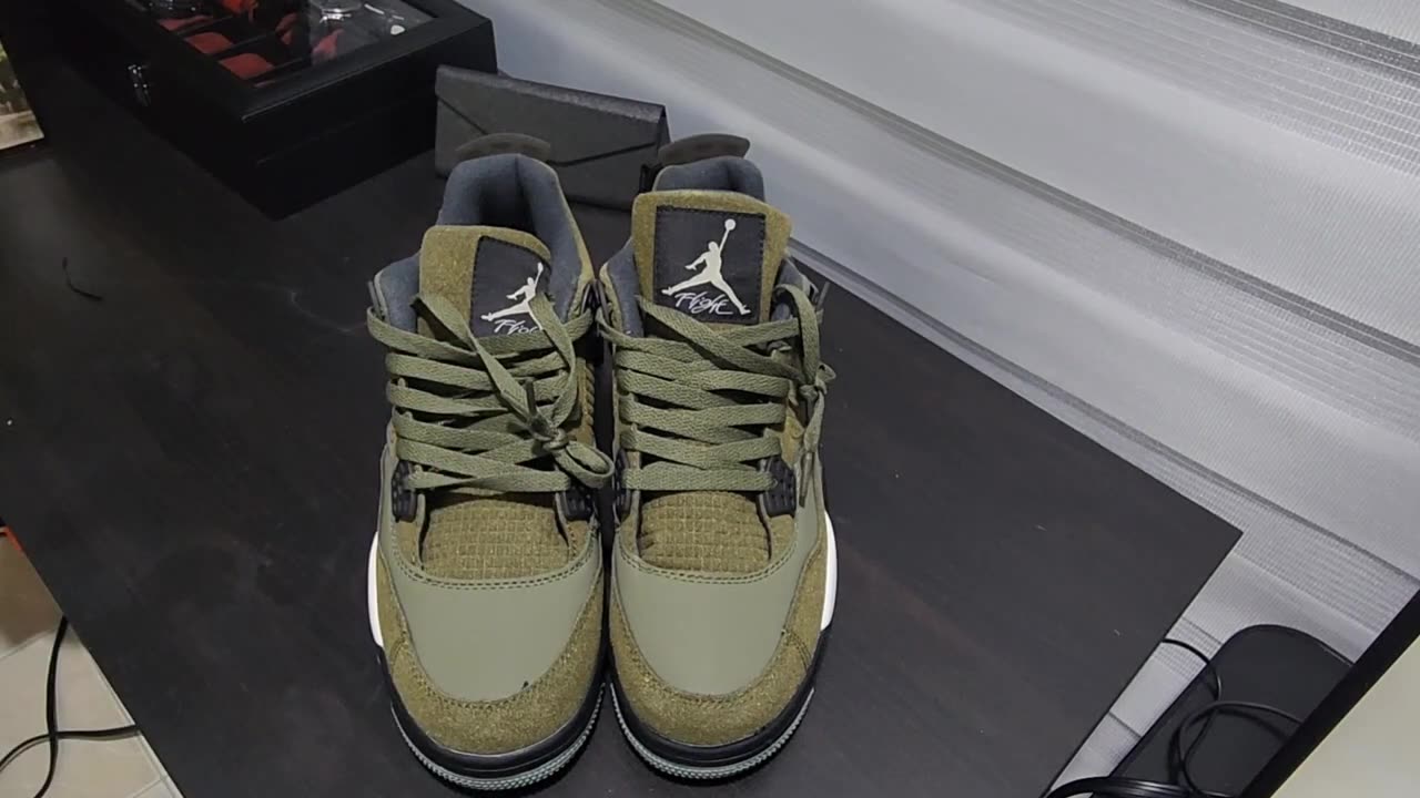 DHGATE REVIEW- JORDAN 4s (OLIVE)