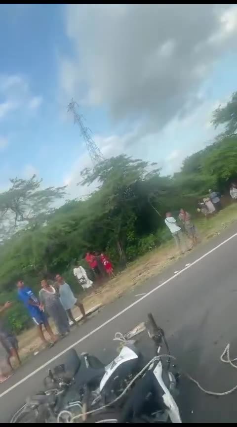 ACCIDENTE DE CAMIONETA EN LA GUAJIRA