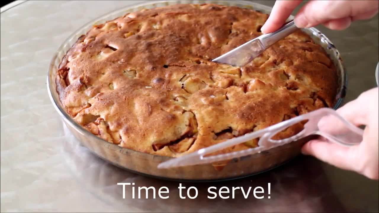 Easy German Apple Cake - Apfelkuchen