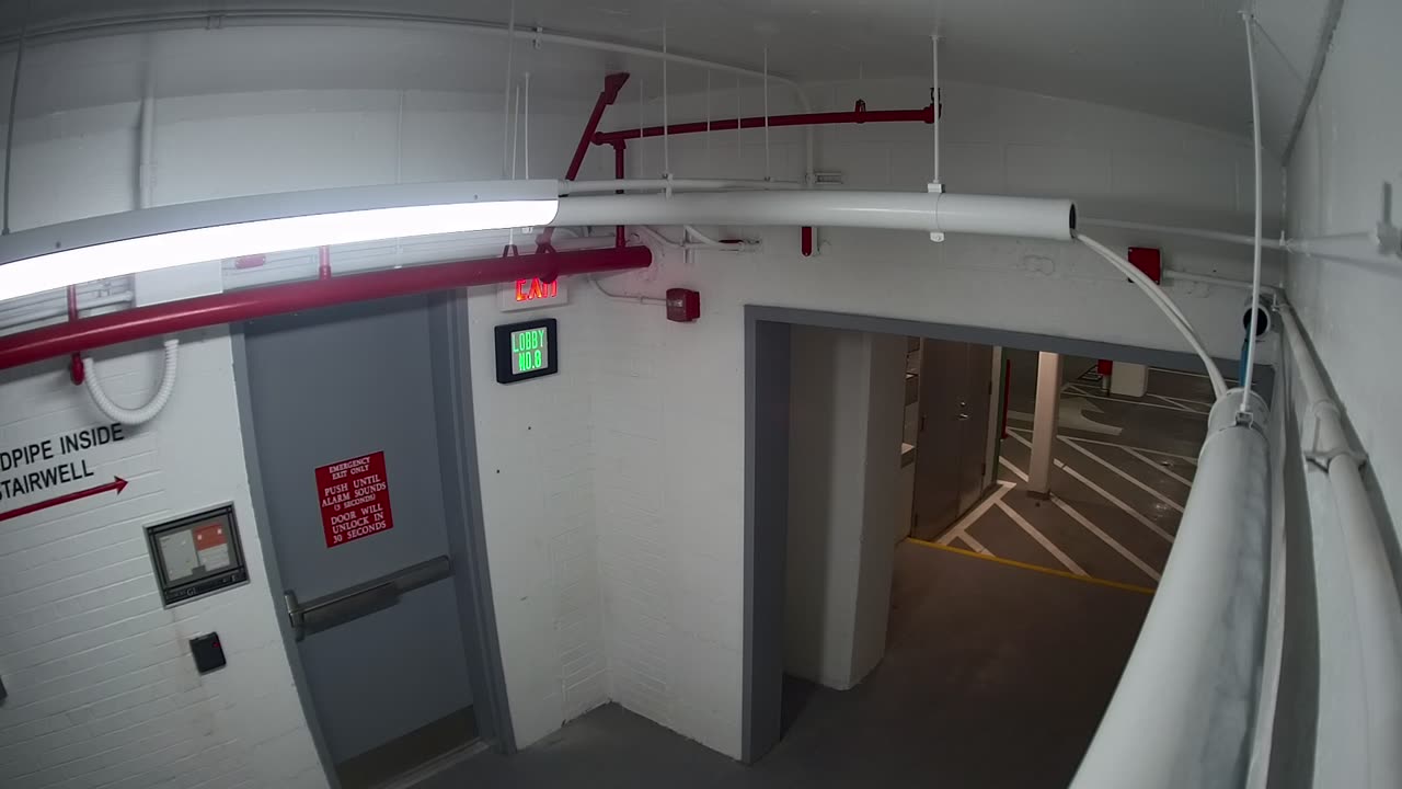 6132RHOBG1G108BLobby8Entrance_2021-01-06_06h20min00s560ms.mp4