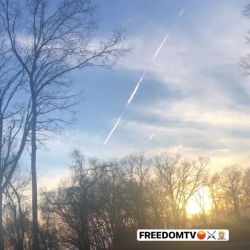 Hey man that’s normal plane and sky man