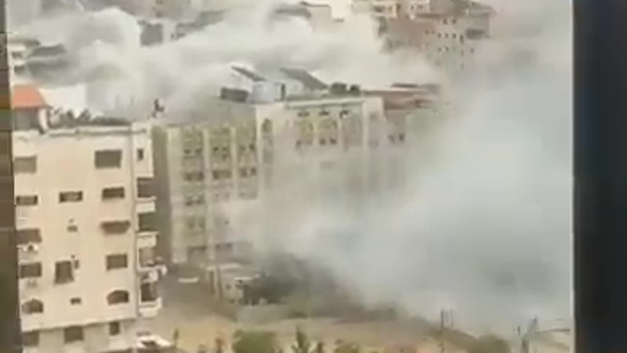 Video from the airstrike near the Islamic University in Gaza