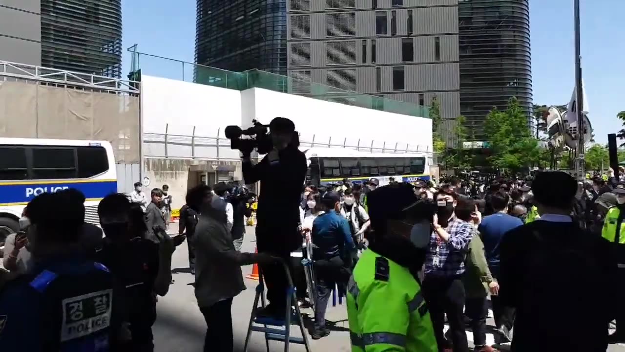 20200524_V3_S03(24TAnHeR_cE)이런 경찰관 언론 기자들 난생 처음 봤다!