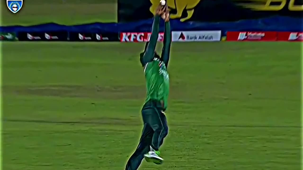 Shadab khan catch