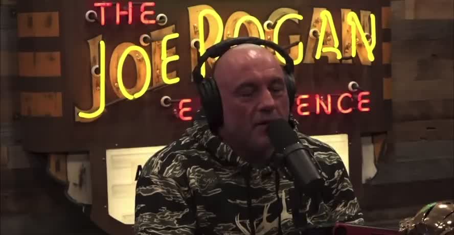 Joe Rogan Slams Jimmy Kimmel For Being In ‘Leftist Bubble’ Of Hollywood