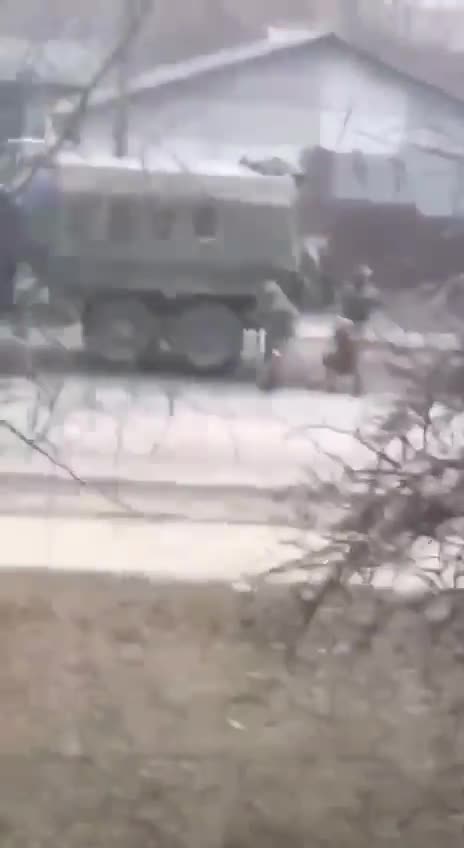 Russian troops in Dymer, Ukraine 20 miles to Kyiv