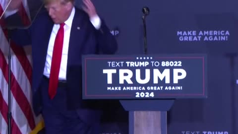 TRUMP MOCKS JOE BIDEN!!