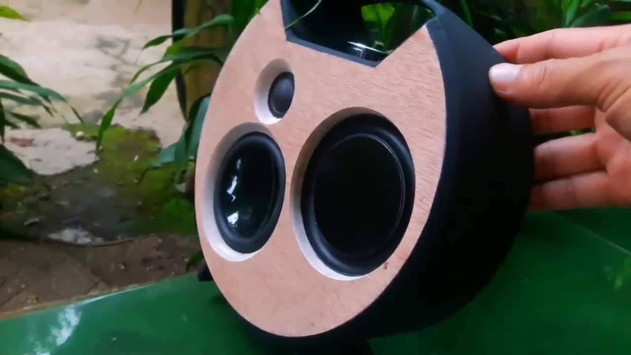 DIY PORTABLE BLUETOOTH SPEAKER BOOMBOX