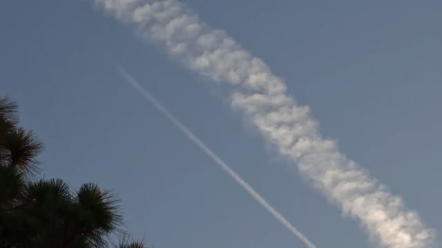 GEOENGINEERING/CHEMTRAILS OVER OUR HOUSE