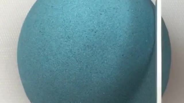 Do you like the sound of cutting foam like this?