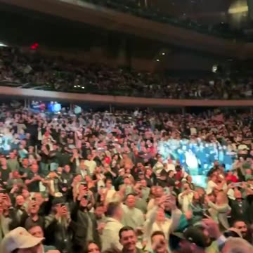 Only Trump has the ability to inspire such pride in thousands of Americans EVERYWHERE HE GOES