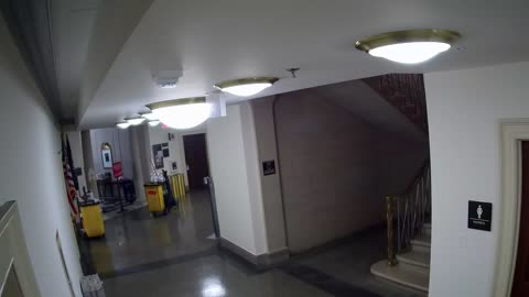 3237LHOBGRStair1_2021-01-06_00h20min01s620ms.mp4