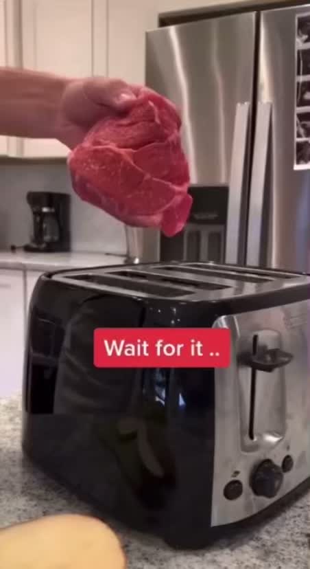Cooking a steak in a toaster