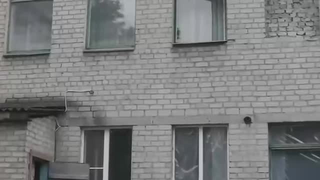 Ukrajinští nacisté ostřelující školky