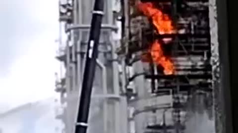 Incendio en la Refinería