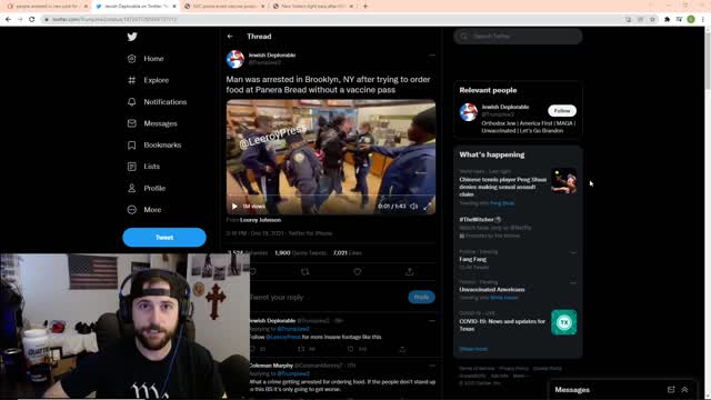 New York Cops Arrest People Trying To Eat Without Vaccine Papers