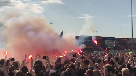 Fire show at the 'live' festival