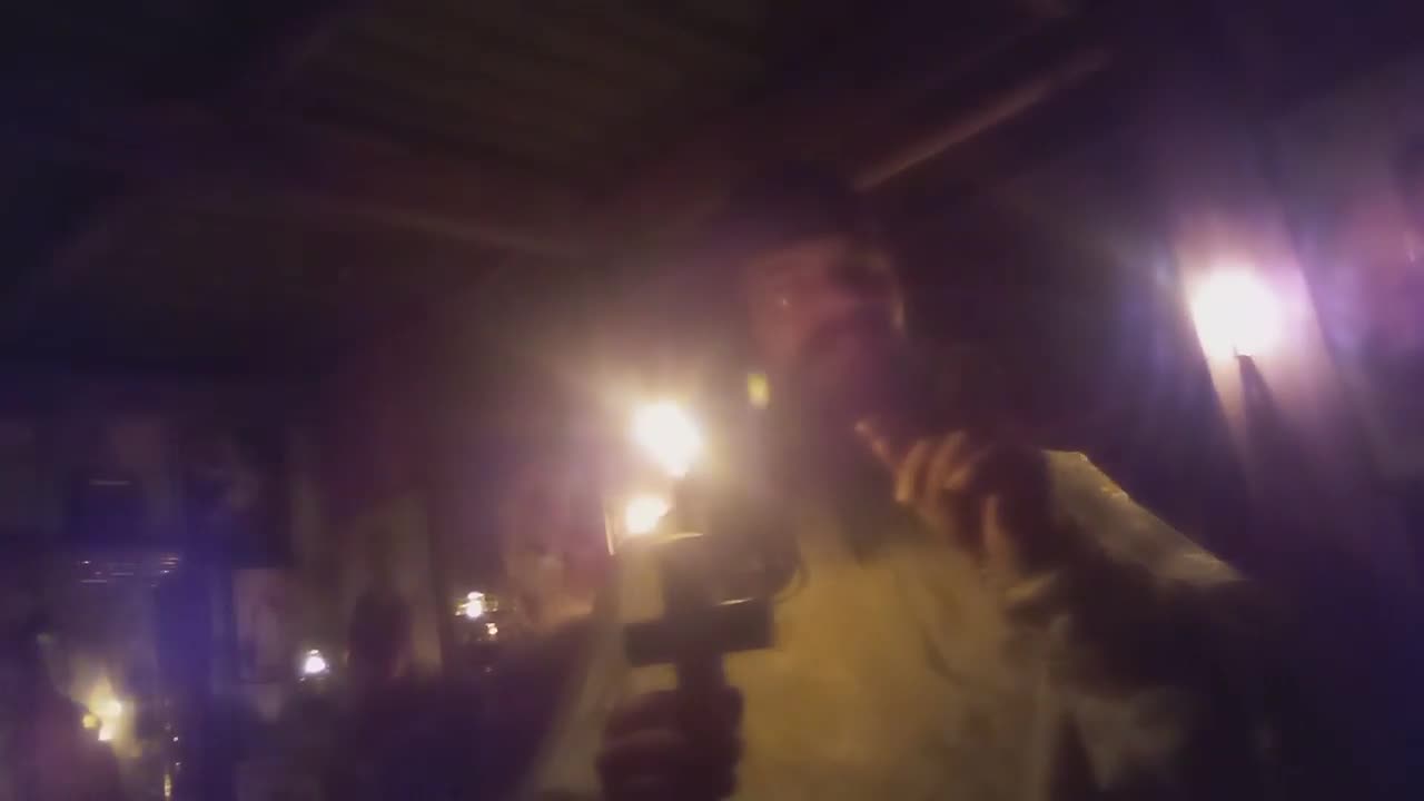 ΑΠΙΣΤΟΙ ΚΑΙ ΔΙΕΣΤΡΑΜΜΈΝΟΙ