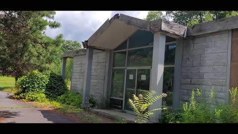 Abandoned cemetery, Pennsylvania