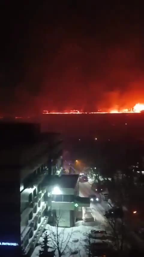 🚨WATCH: Multiple buildings are on fire in #Moscow | #Russia
