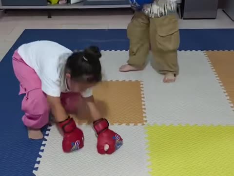 Boxing kids