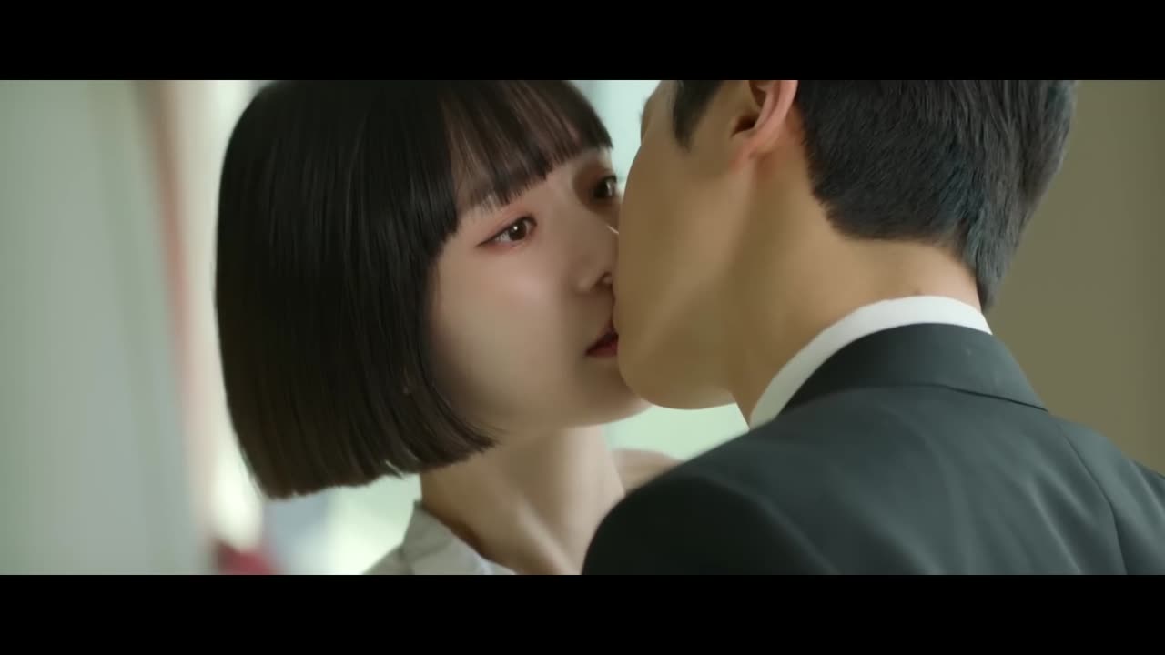 Celebrity Kiss Scene - Ari and Jun kyung (Park Gyuyoung and Kang Min Hyuk) 1x07