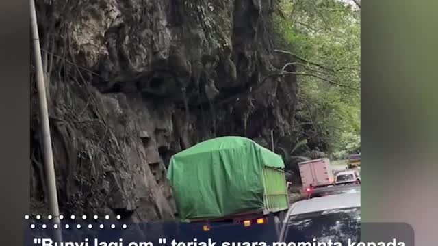 Video viral.supir truck membunyikan klakson bernada nyanyian 17 Agustus 1945