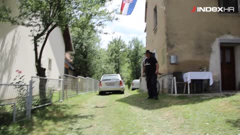 VIDEO REPORTAŽA IZ OTOČCA "Hitler je Hrvatskoj donio slobodu i skinuo beogradsku čizmu s jarma"