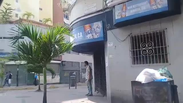 Servicio eléctrico comienza a restablecerse en varias zonas de Caracas