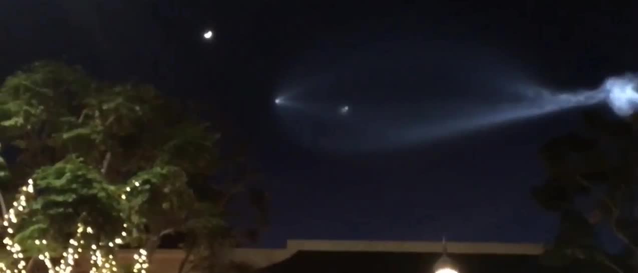 Lights From Rocket Launch Seen Over Los Angeles